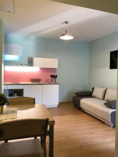 Apartamento White Crow House