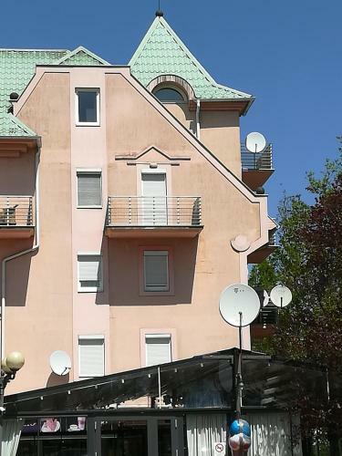 Apartamento T� Var�zs