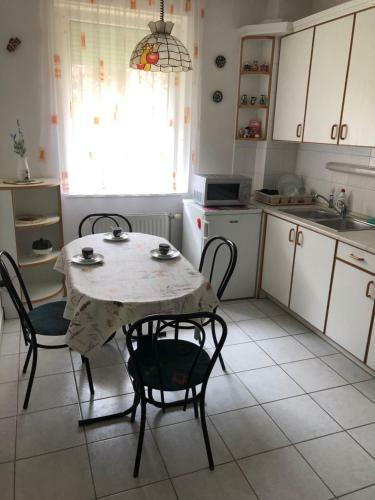 Vera Apartman