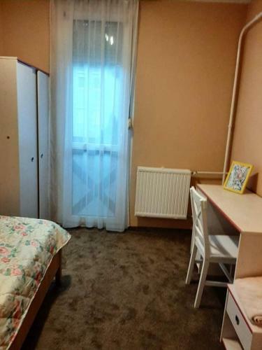 Flower Apartment