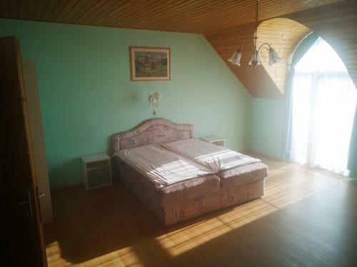 Z�ld S�lyom Apartman