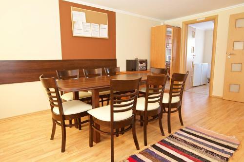 Zoli Apartmanok-br�dy 51-53