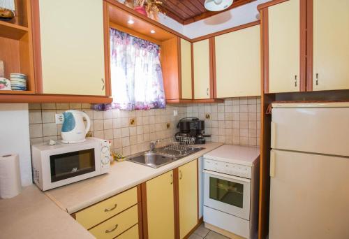 Ammos Apartments