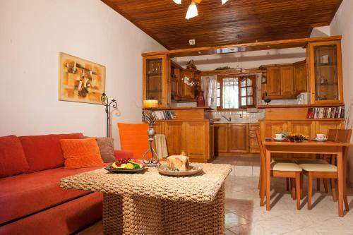 Ammos Apartments