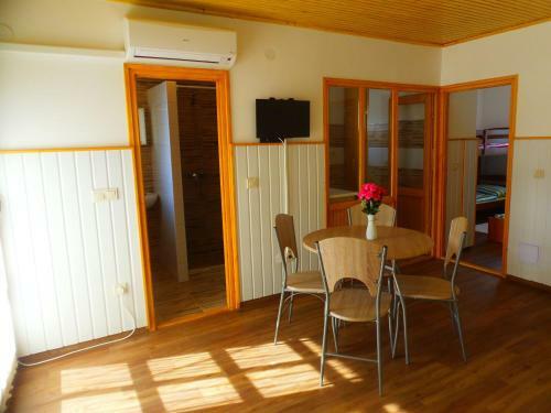 Hovirag Apartman 2