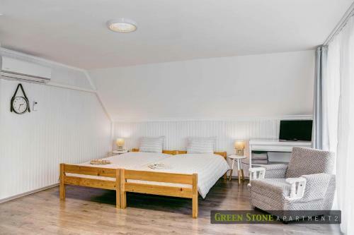 Green Stone Apartments