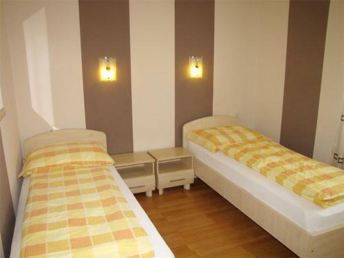 Szegf? Apartman