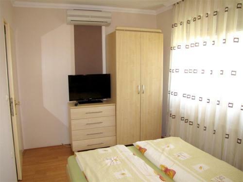 Szegf? Apartman