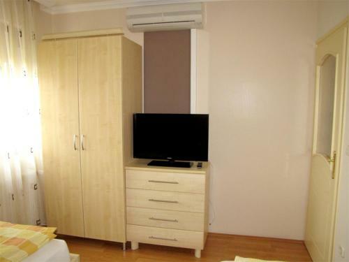 Szegf? Apartman