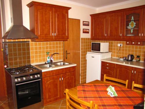 Szegf? Apartman