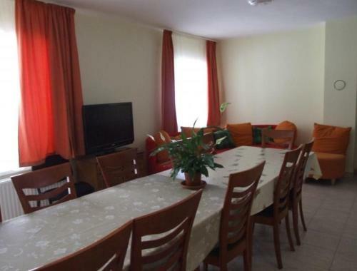 Hostal Aura Vend�gh�z