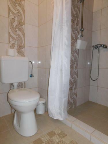 Wessel�nyi Apartmanh�z
