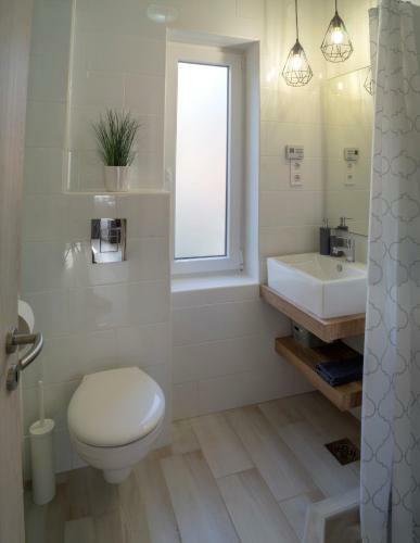 East Side Corner - Apartment