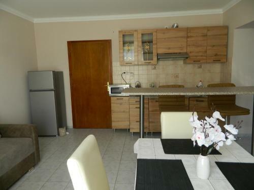 Sezlon Apartman