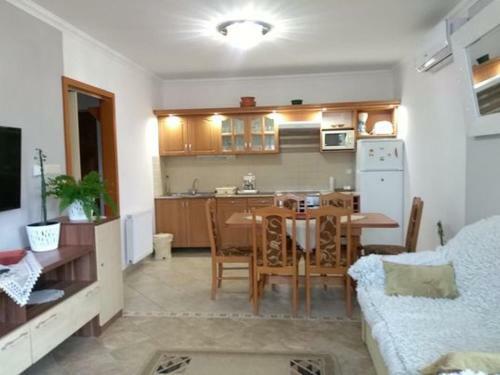 Mia Apartman