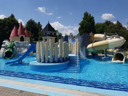 Tuk�n Apartman Hajd�szoboszl�