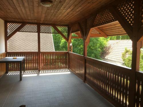 Hostal T�nde H�z