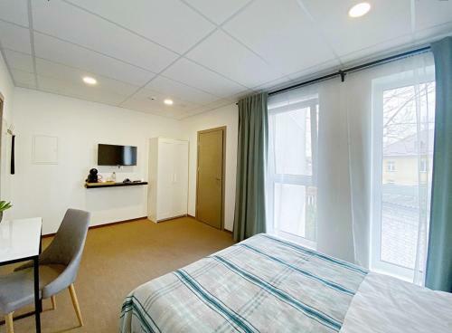 Hostal Floros Namai