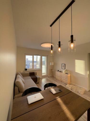 Bright Apartment In Ukmerge