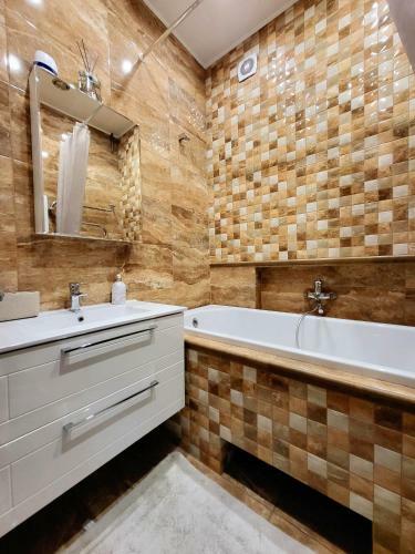 E. D. Angel Wing Apartment