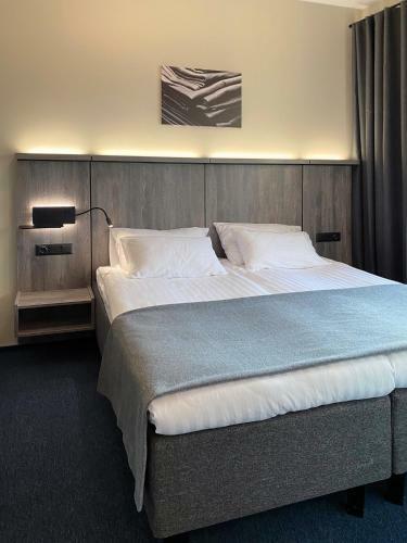 Brut Wine Hotel