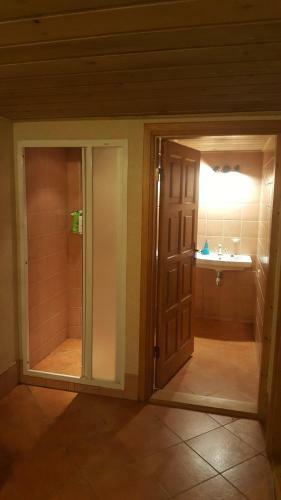 Hostal Peahen Residence