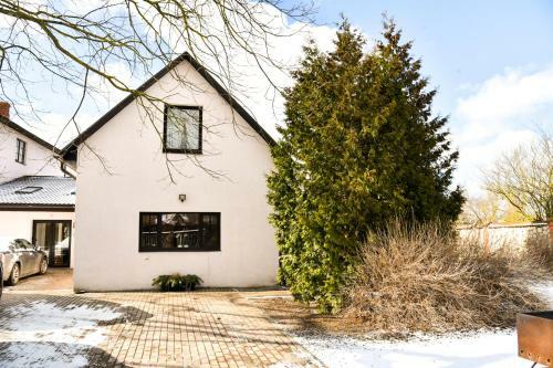 Garden View Home