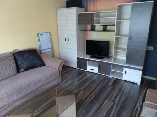 Br?v?bas 25 Apartamenti