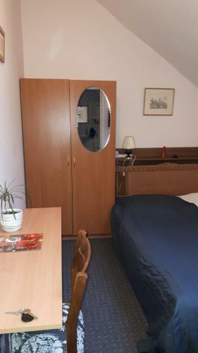 Valentina's Rooms