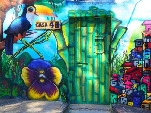 Hostal Casa 48 Guesthouse