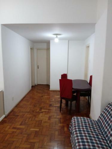 Apartamento Copacabana Uma Quadra Da Praia