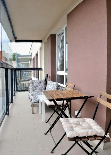 Dzuku Apartment 40
