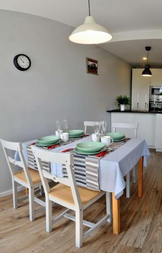 Dzuku Apartment 40