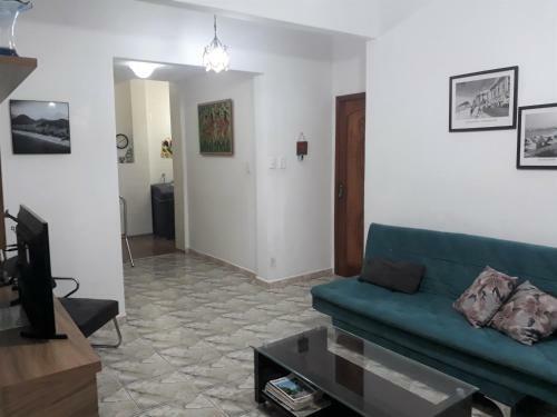 Apartamento Edificio Alone Com Terra�o Na Quadra Da Praia, Espa�oso E Silencioso