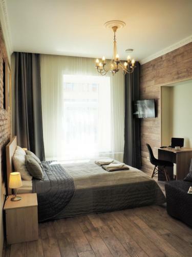 Emi Apartment