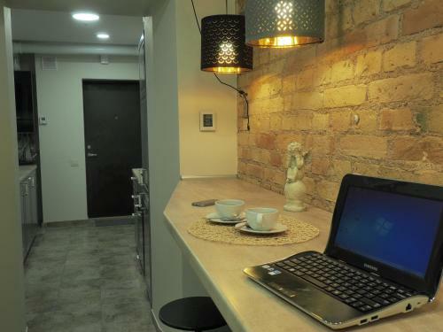 Emi Apartment