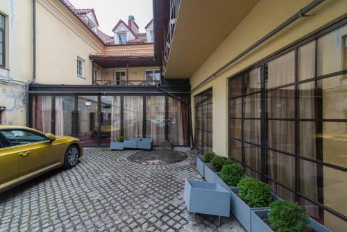The Old Town Apartment 210 By Urban Rent
