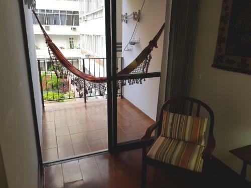 Apartamento Amplo Im�vel Copa Posto 6 - Piscina E Garagem