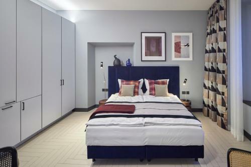 Rooma Apartments