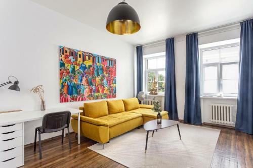 New Quiet Cozy City Center Apartment