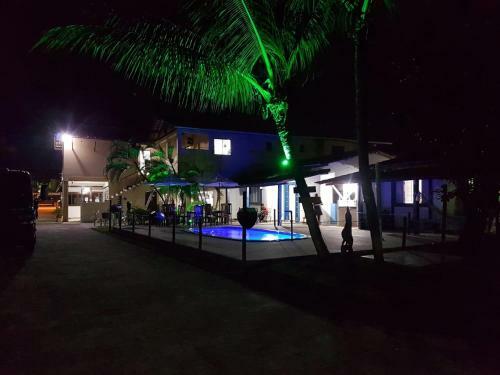 Hostel Luar