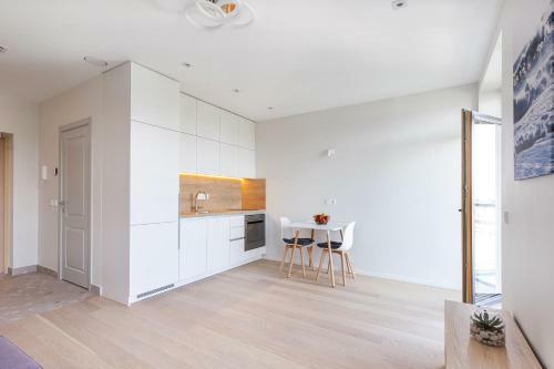 New Scandinavian Style Apartment In City Centre