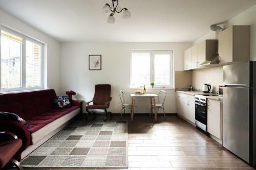 Between Two Lakes - 4 Apartment