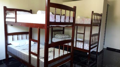 Hostel E Camping Cai�ara