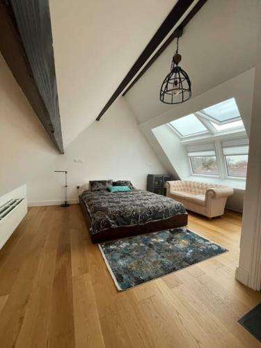 Villa Spacious & Cozy House. 3 Bedrooms, 2.5 Bathrooms