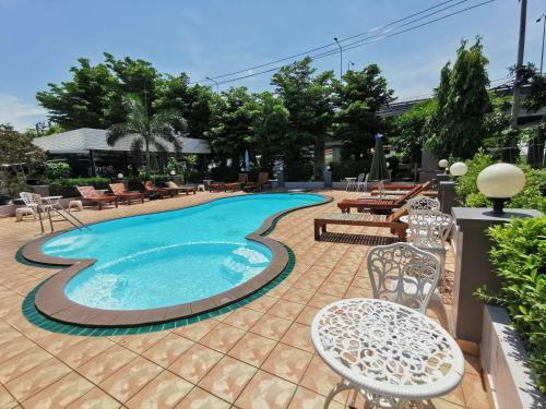 The Great Residence Hotel