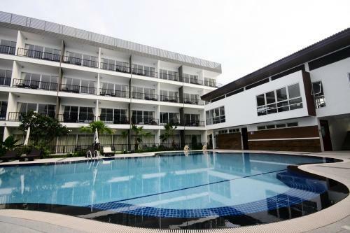 Bs Premier Airport Hotel