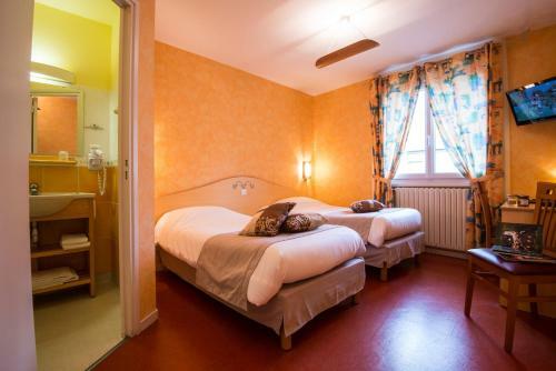 Hotel Logis H�tel Beaus�jour