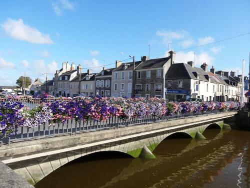 Le Pont De L'aure
