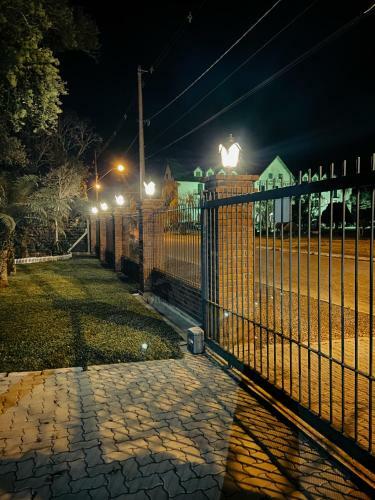 Chal� Do Lago